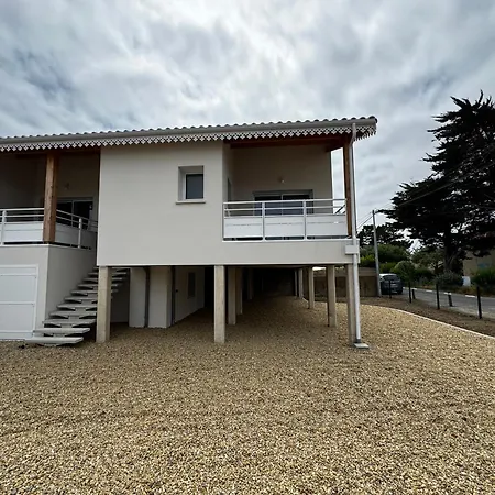 Vakantiehuis Maison Pilotis 6 Pers 50m Les Moutiers